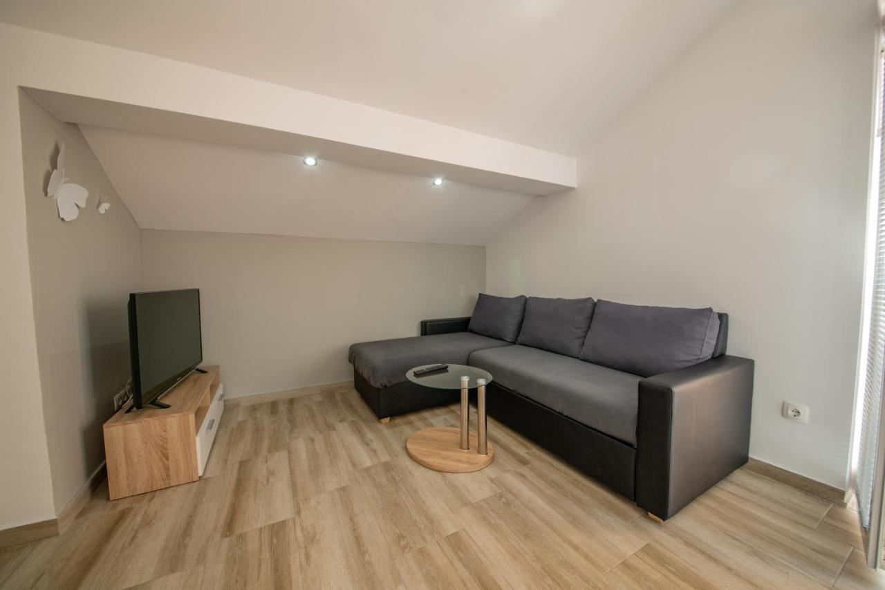 Apartman Eva Врси Екстериор снимка