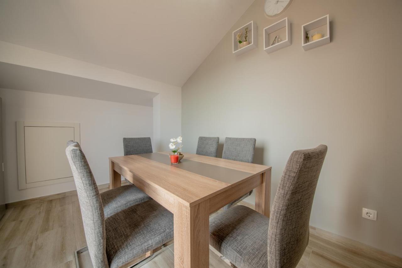 Apartman Eva Врси Екстериор снимка