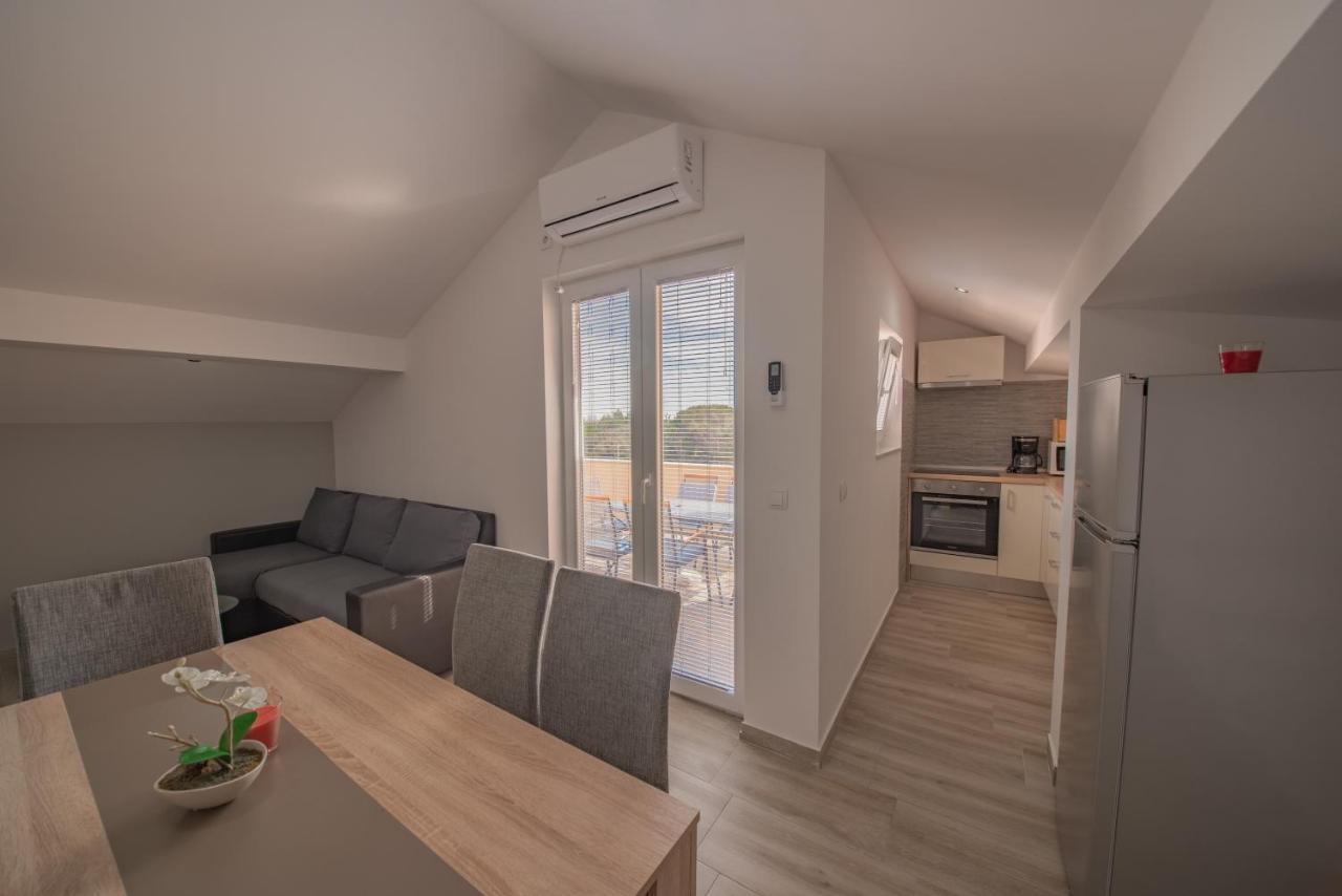 Apartman Eva Врси Екстериор снимка